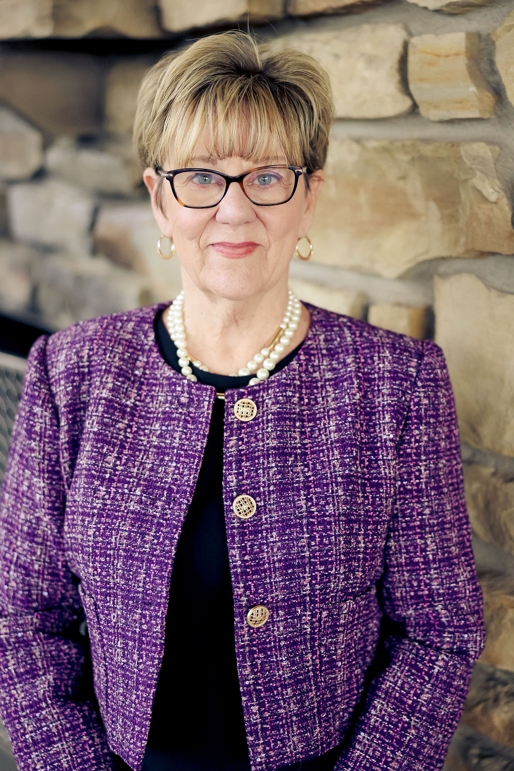 Cyndi Cooke : Greeter & Receptionist